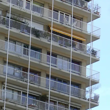 Montsouris Park Apartment